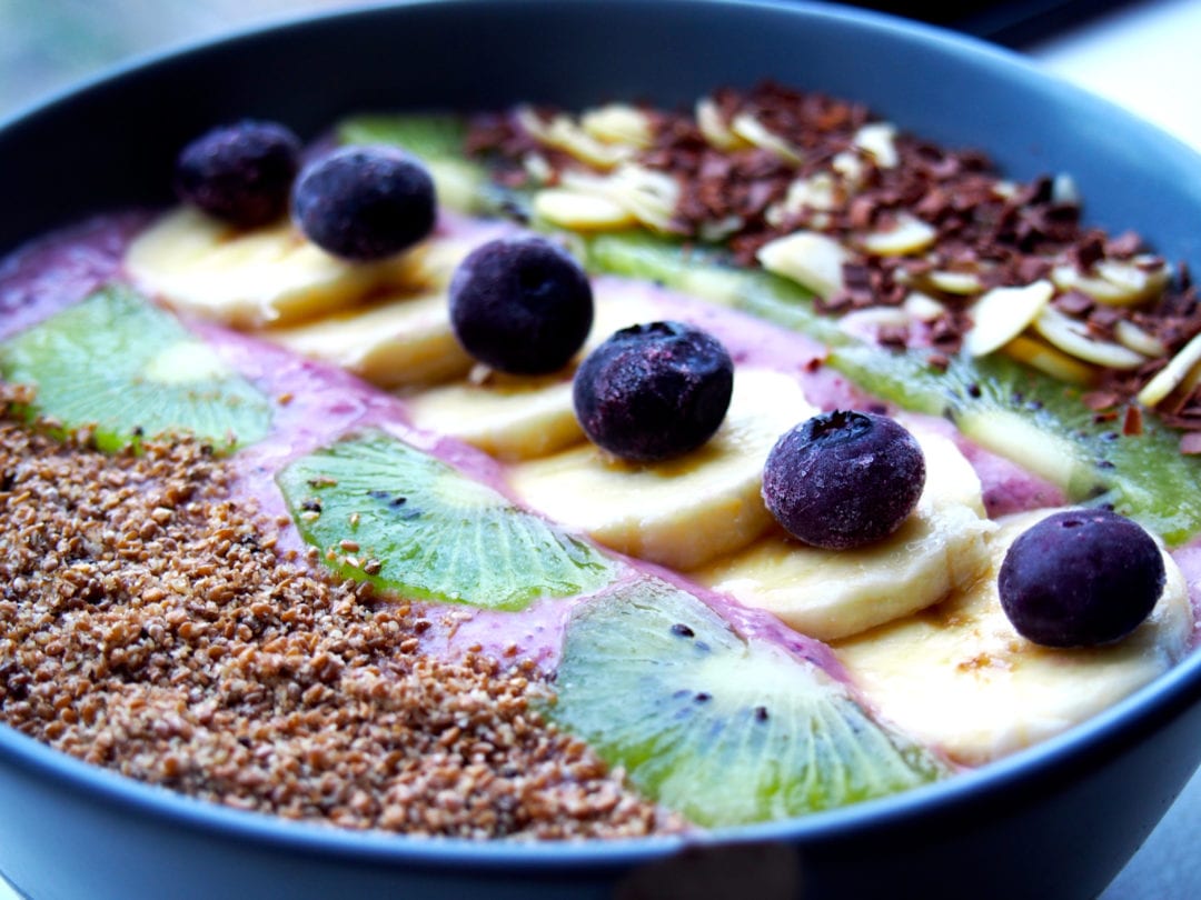 Berry Breakfast Smoothie Bowl