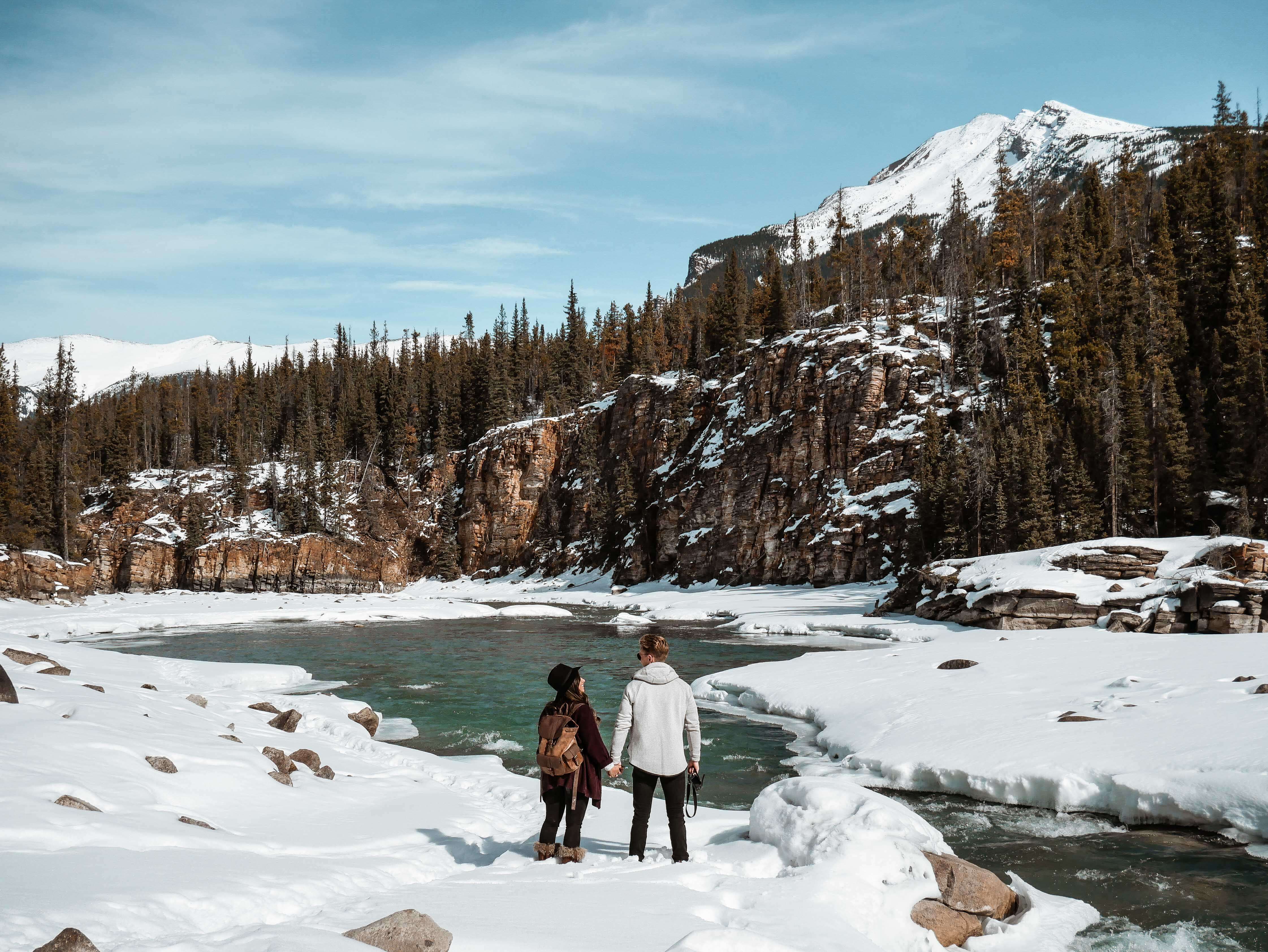 How To Spend 3 Days In Jasper in Winter/Spring Go Live Explore