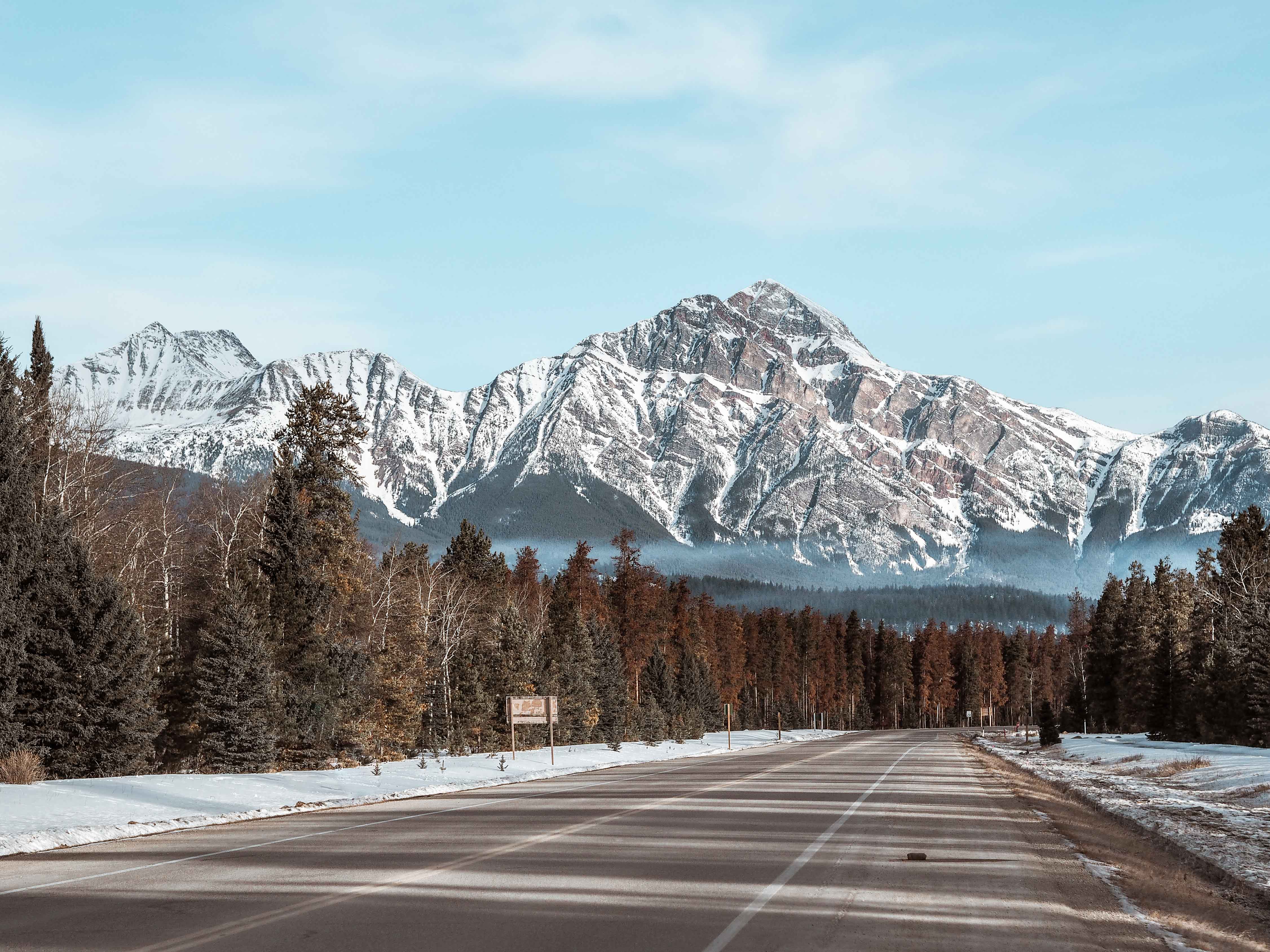 How To Spend 3 Days In Jasper in Winter/Spring Go Live Explore